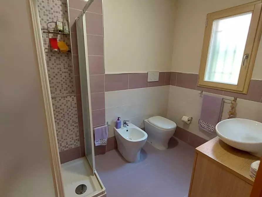 Immagine 8 di Villa in vendita  a Buti