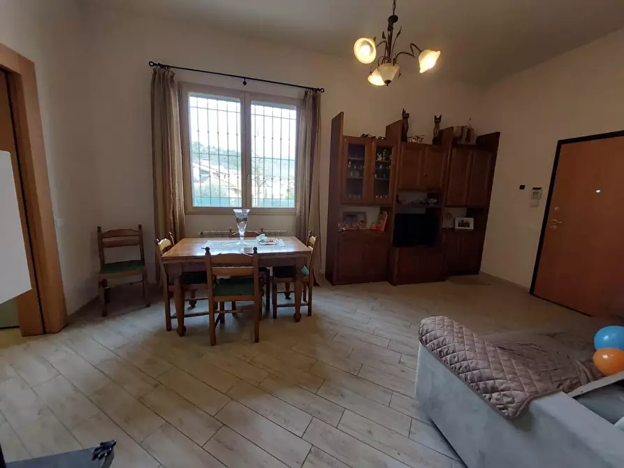 Immagine 4 di Villa in vendita  a Buti