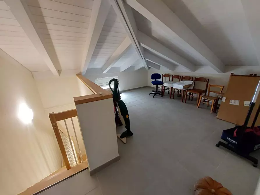 Immagine 21 di Villa in vendita  a Buti