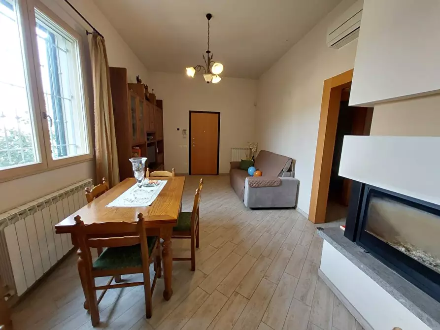 Immagine 3 di Villa in vendita  a Buti