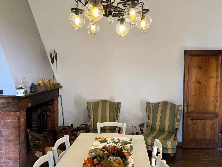 Immagine 11 di Villa in vendita  a Empoli