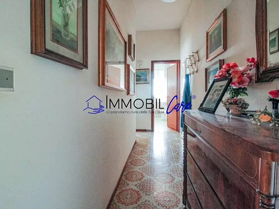 Immagine 19 di Appartamento in vendita  a Livorno