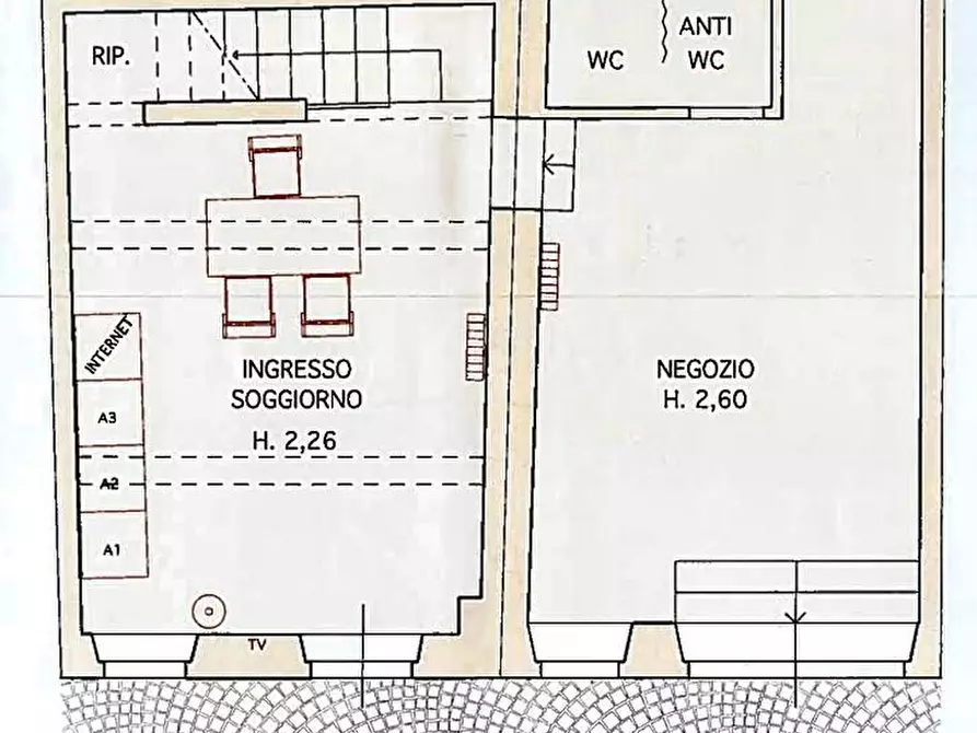 Immagine 11 di Appartamento in vendita  a Lucca