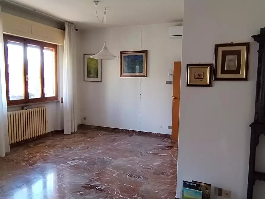 Immagine 5 di Appartamento in vendita  a Grosseto