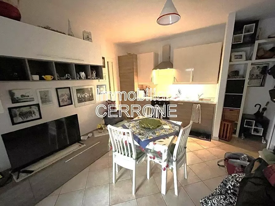 Immagine 2 di Appartamento in vendita  a Cecina