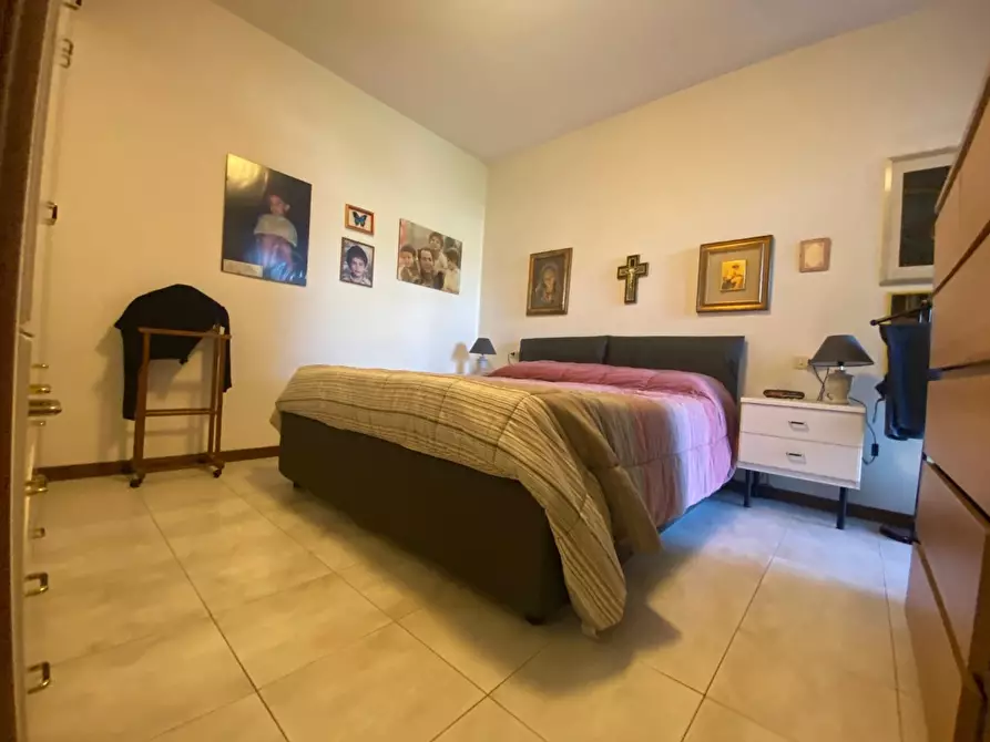 Immagine 7 di Appartamento in vendita  a Ortonovo