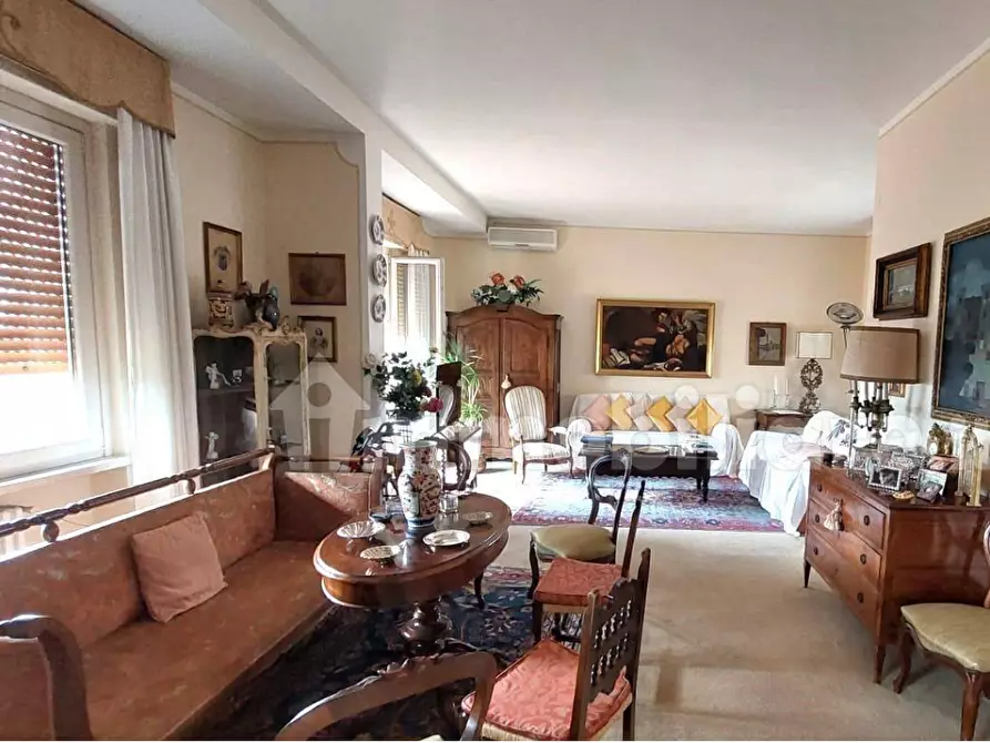 Immagine 4 di Appartamento in vendita  a Pisa