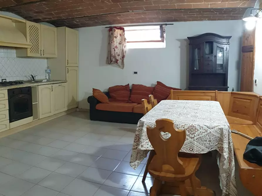 Immagine 4 di Appartamento in vendita  a Pisa