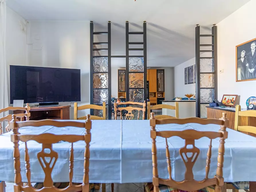 Immagine 17 di Villa in vendita  a Cerreto Guidi