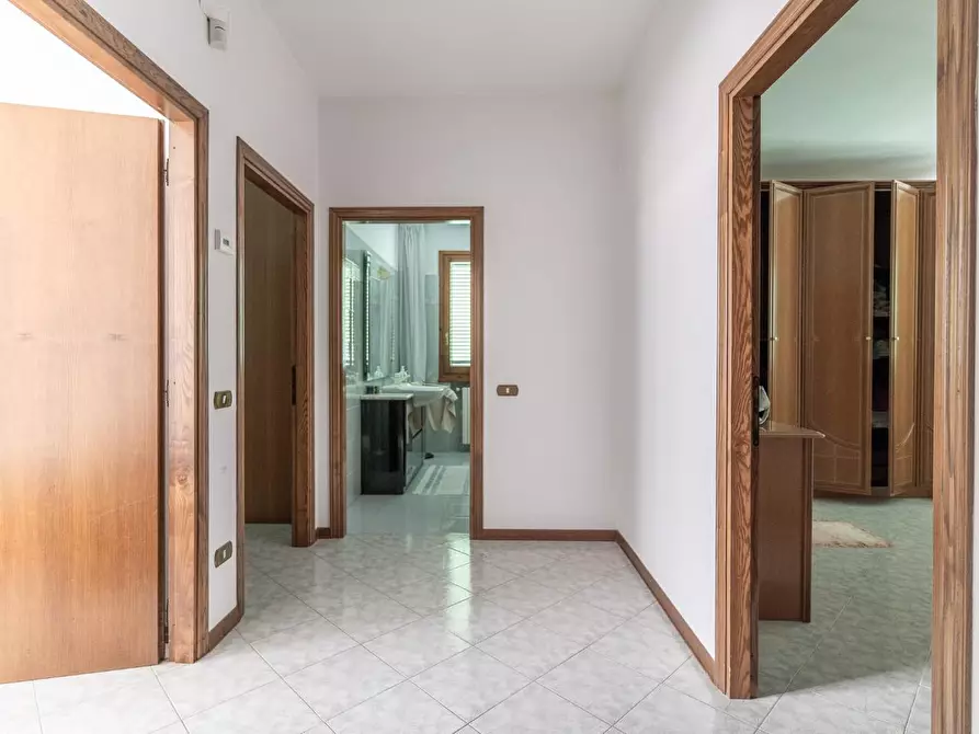 Immagine 23 di Villa in vendita  a Cerreto Guidi