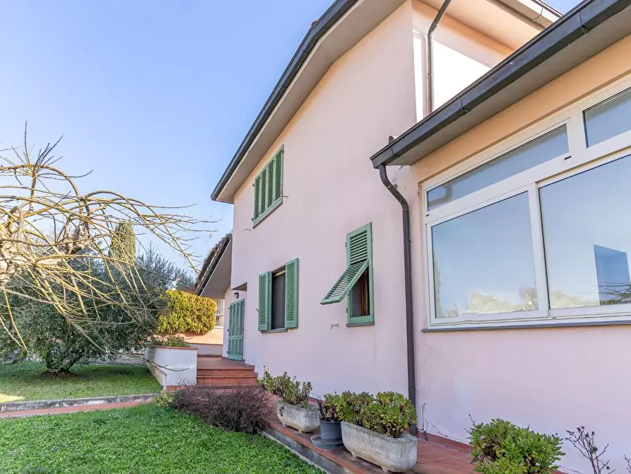 Immagine 5 di Villa in vendita  a Cerreto Guidi