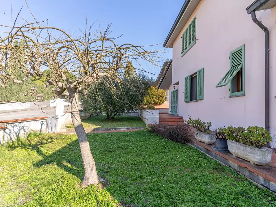 Immagine 4 di Villa in vendita  a Cerreto Guidi