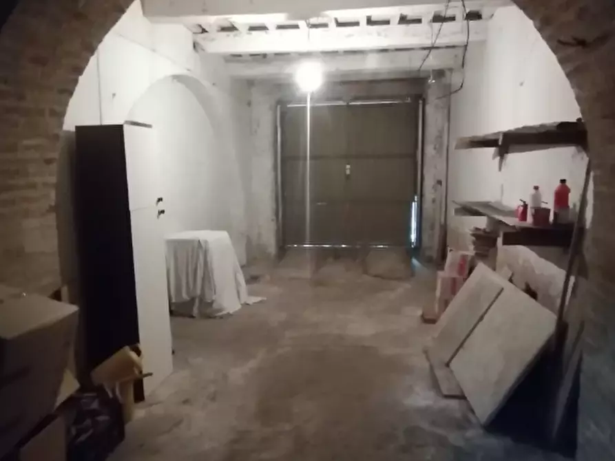 Immagine 12 di Appartamento in vendita  a Semproniano