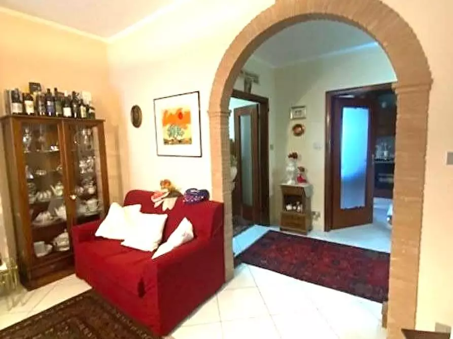 Immagine 23 di Appartamento in vendita  a Cascina