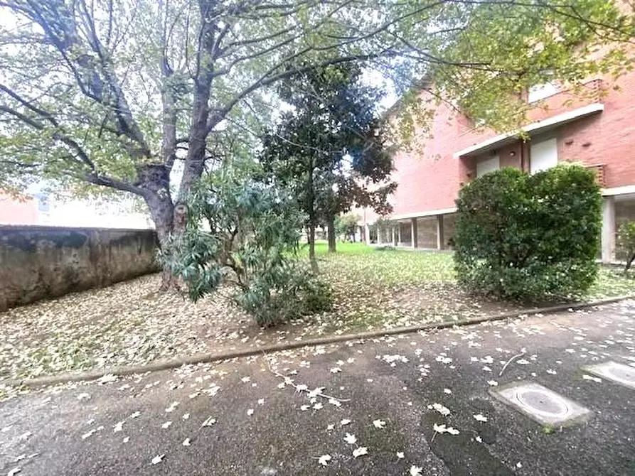 Immagine 27 di Appartamento in vendita  a Cascina