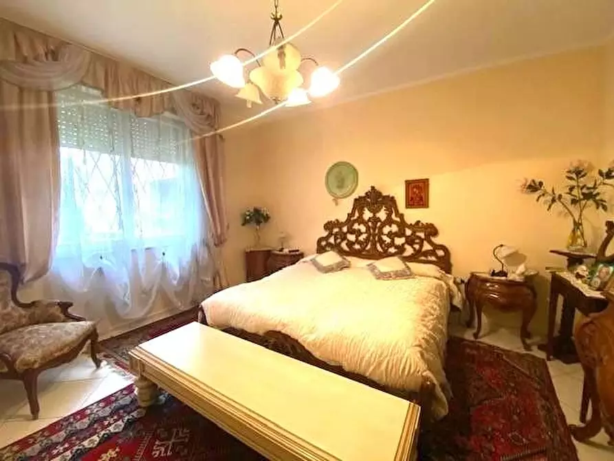 Immagine 15 di Appartamento in vendita  a Cascina