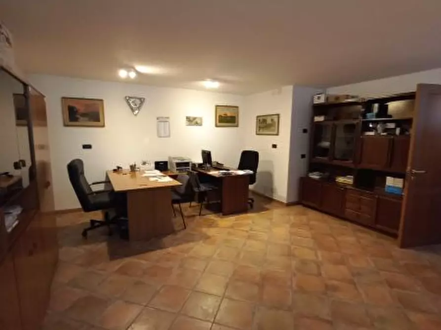 Immagine 14 di Casa indipendente in vendita  a Ortonovo