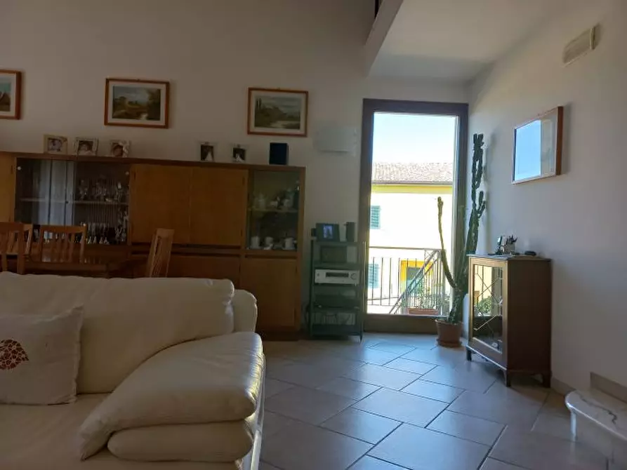 Immagine 6 di Casa indipendente in vendita  a Ortonovo