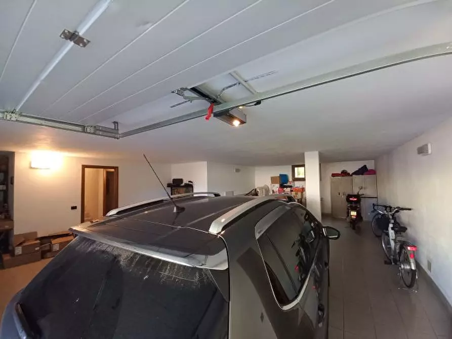 Immagine 15 di Casa indipendente in vendita  a Ortonovo