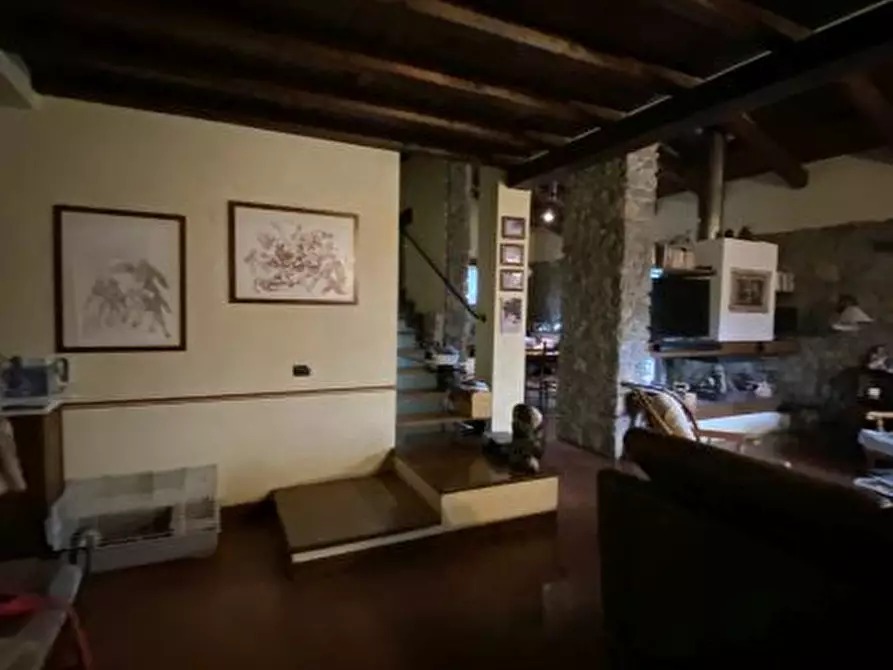 Immagine 11 di Casa indipendente in vendita  a Sarzana