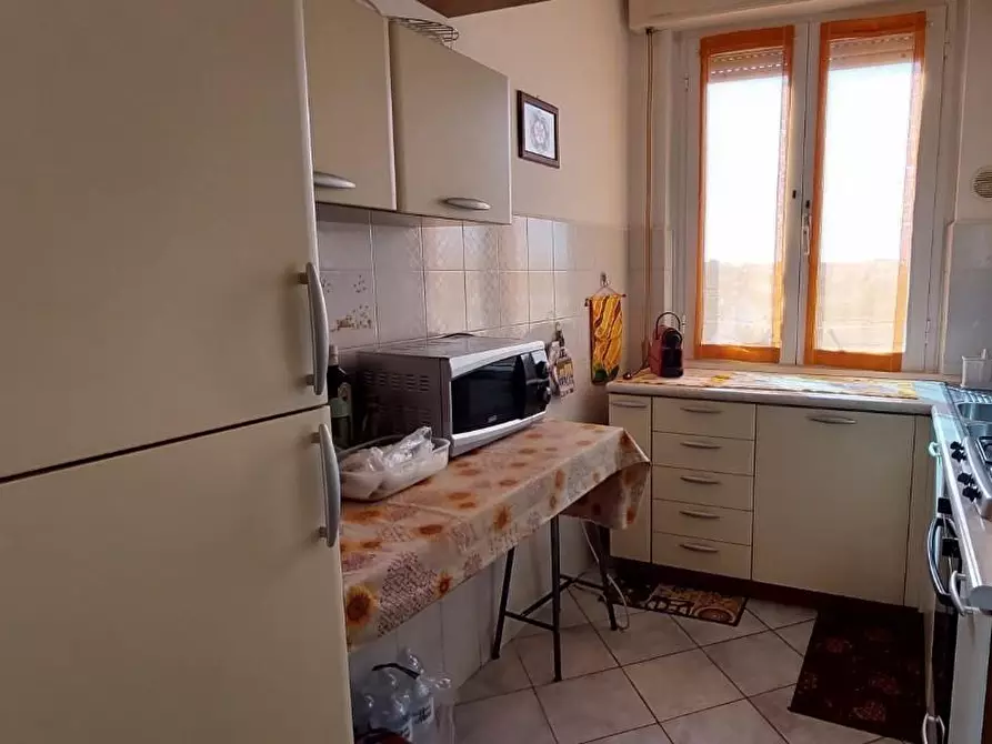 Immagine 13 di Appartamento in vendita  a Viareggio