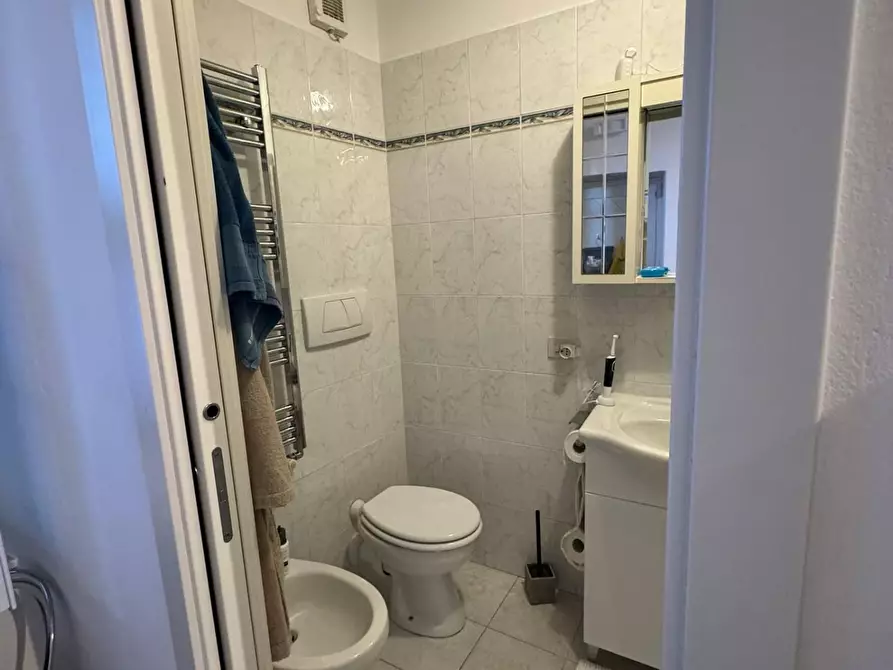 Immagine 10 di Appartamento in vendita  a Massa