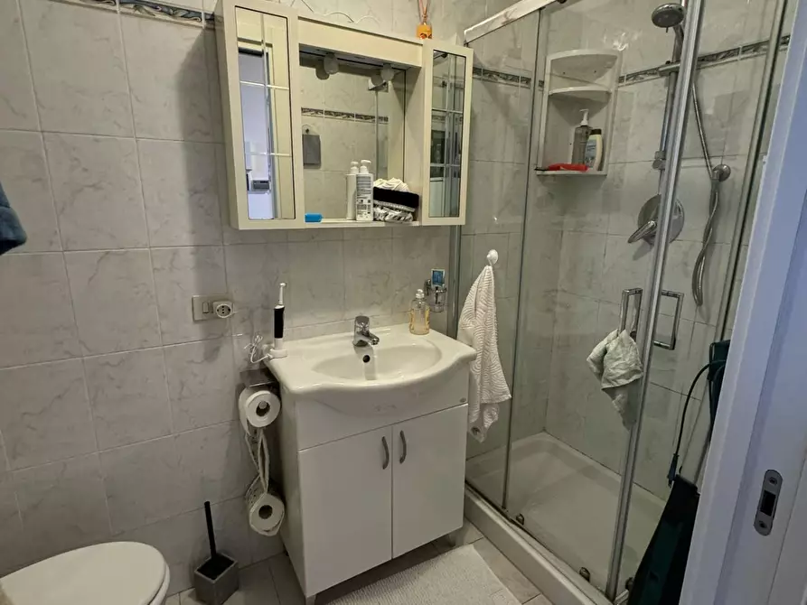 Immagine 9 di Appartamento in vendita  a Massa