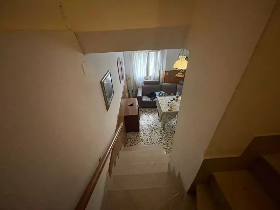 Immagine 21 di Porzione di casa in vendita  a Crespina Lorenzana
