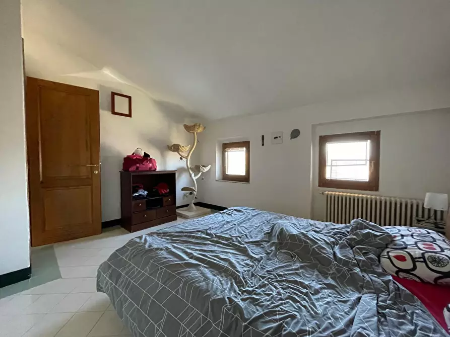 Immagine 9 di Appartamento in vendita  a Siena