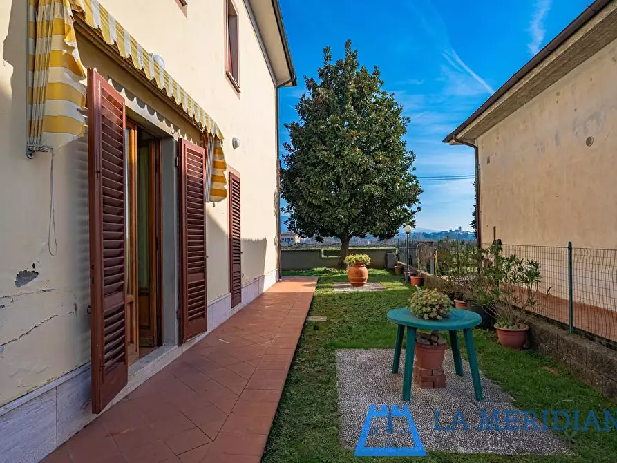 Immagine 51 di Casa indipendente in vendita  a Larciano