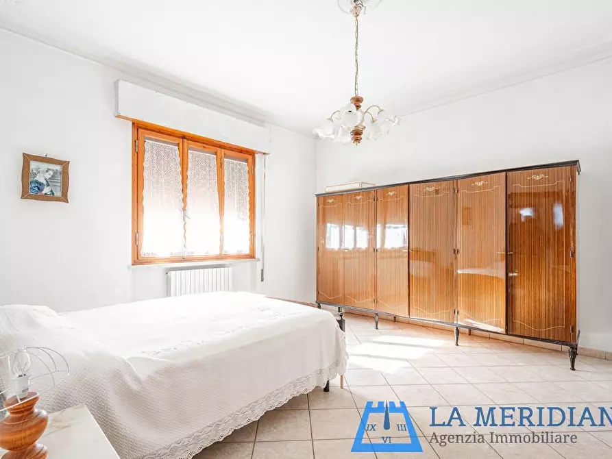 Immagine 21 di Casa indipendente in vendita  a Larciano