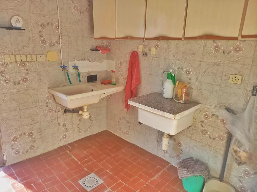 Immagine 42 di Appartamento in vendita  a Castelfiorentino