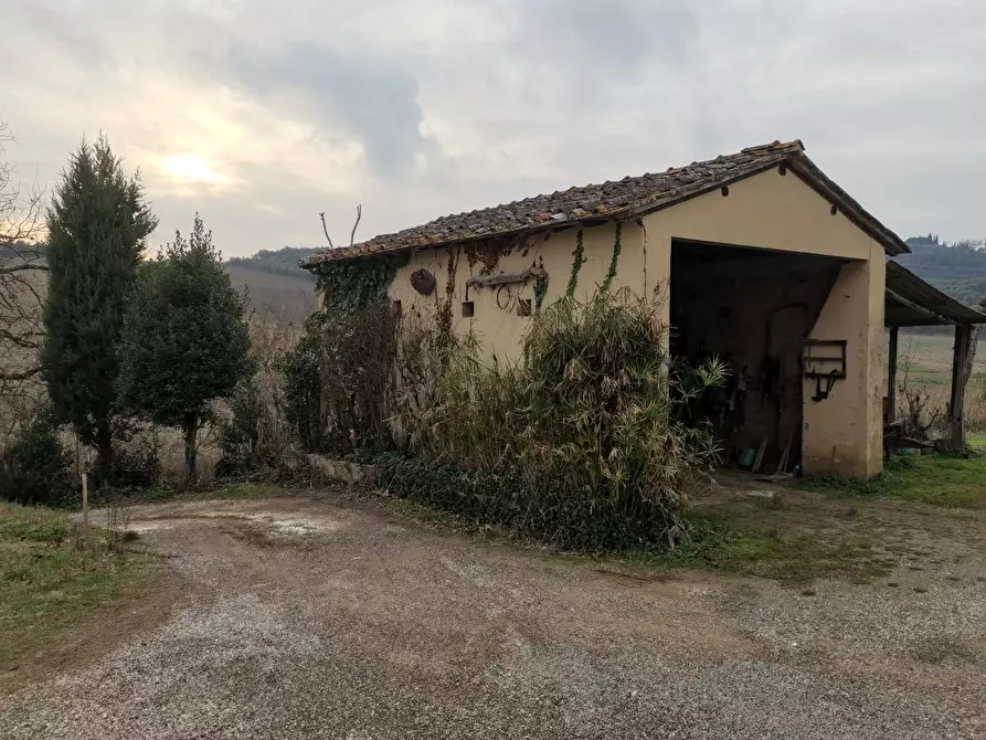 Immagine 12 di Casa colonica in vendita  a Cerreto Guidi