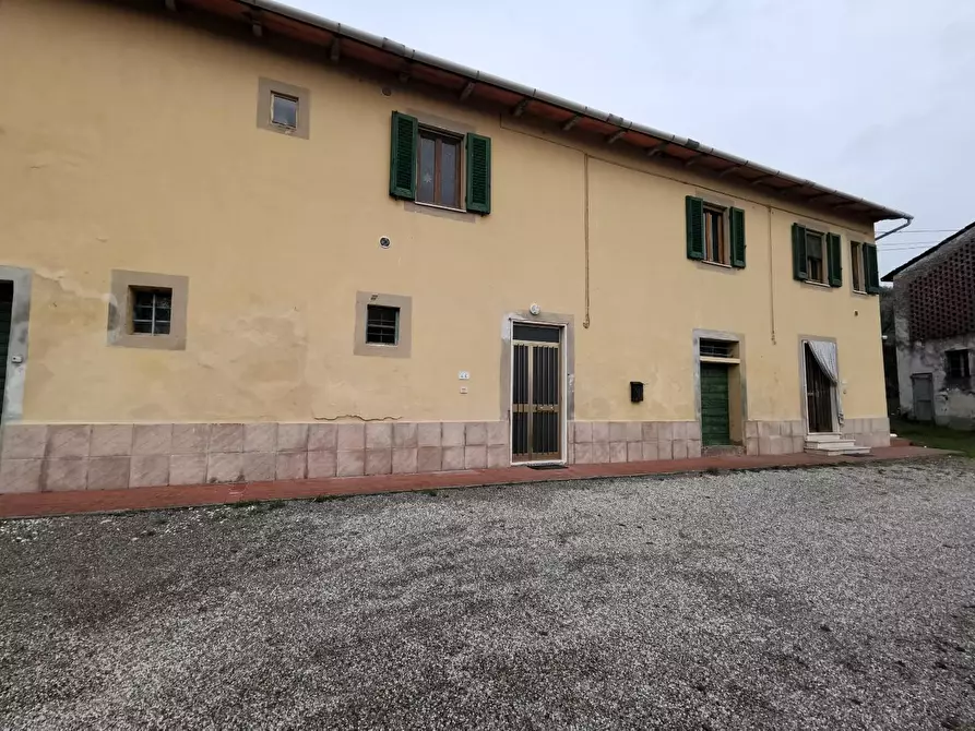 Immagine 5 di Casa colonica in vendita  a Cerreto Guidi
