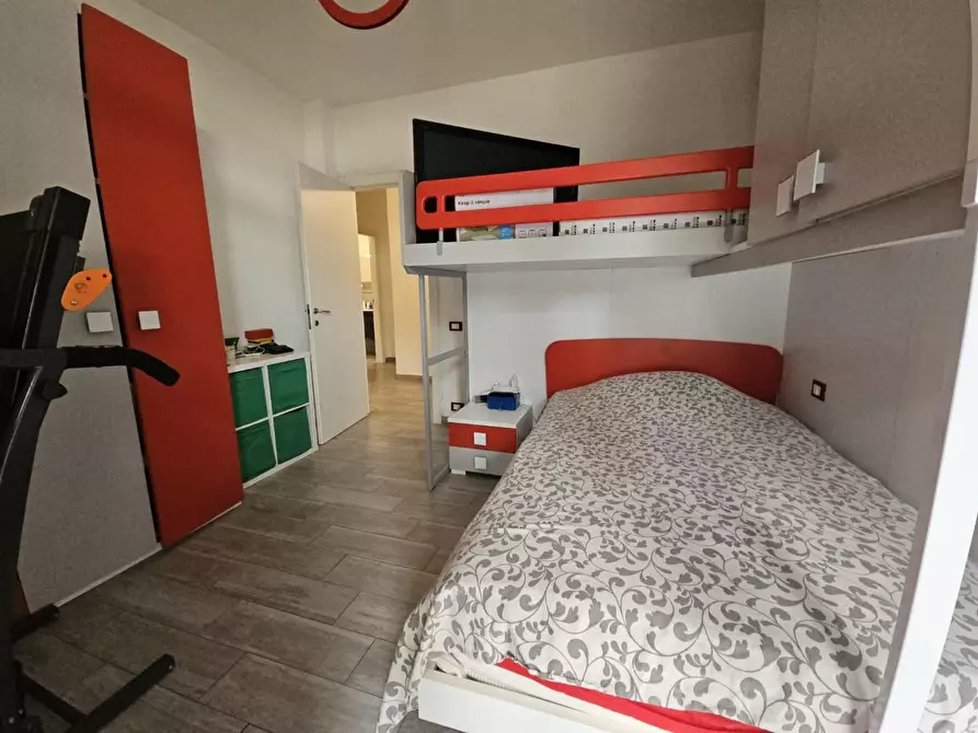 Immagine 5 di Appartamento in vendita  a Carrara