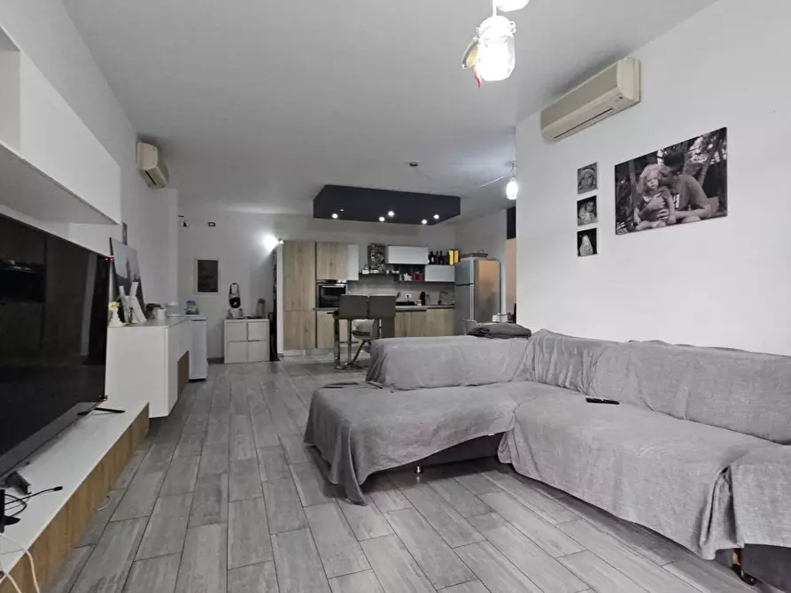 Immagine 12 di Appartamento in vendita  a Carrara