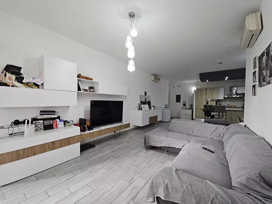 Immagine 33 di Appartamento in vendita  a Carrara