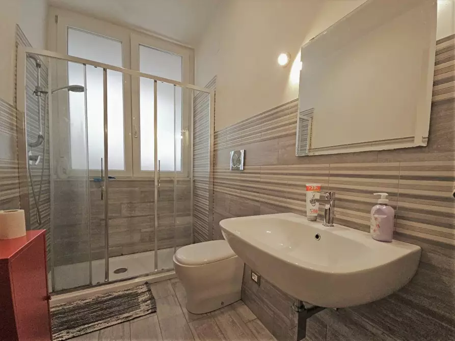 Immagine 7 di Appartamento in vendita  a Carrara