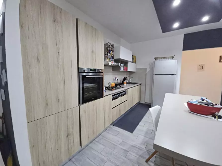 Immagine 18 di Appartamento in vendita  a Carrara