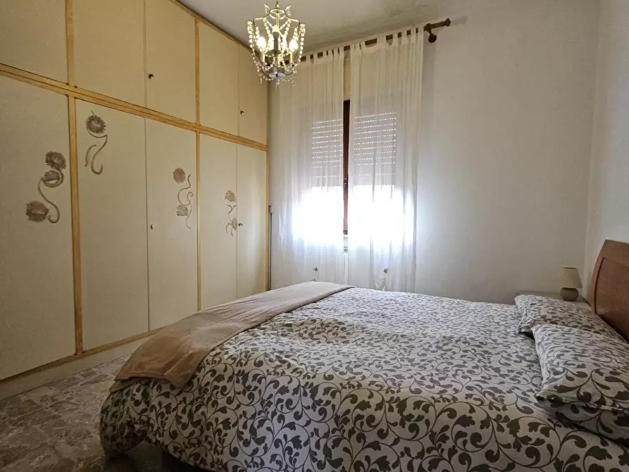 Immagine 9 di Appartamento in vendita  a Carrara