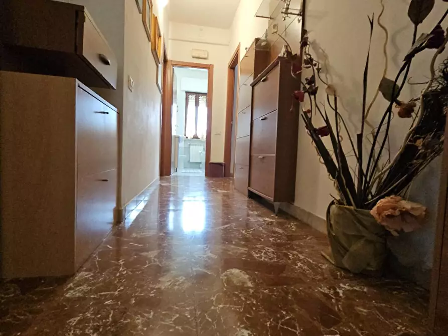 Immagine 5 di Appartamento in vendita  a Carrara