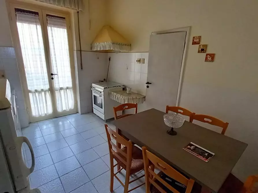 Immagine 4 di Appartamento in vendita  a Livorno