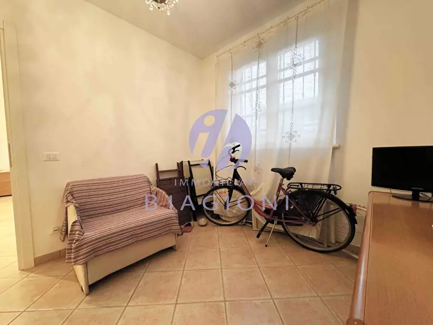 Immagine 18 di Casa trifamiliare in vendita  a Pietrasanta