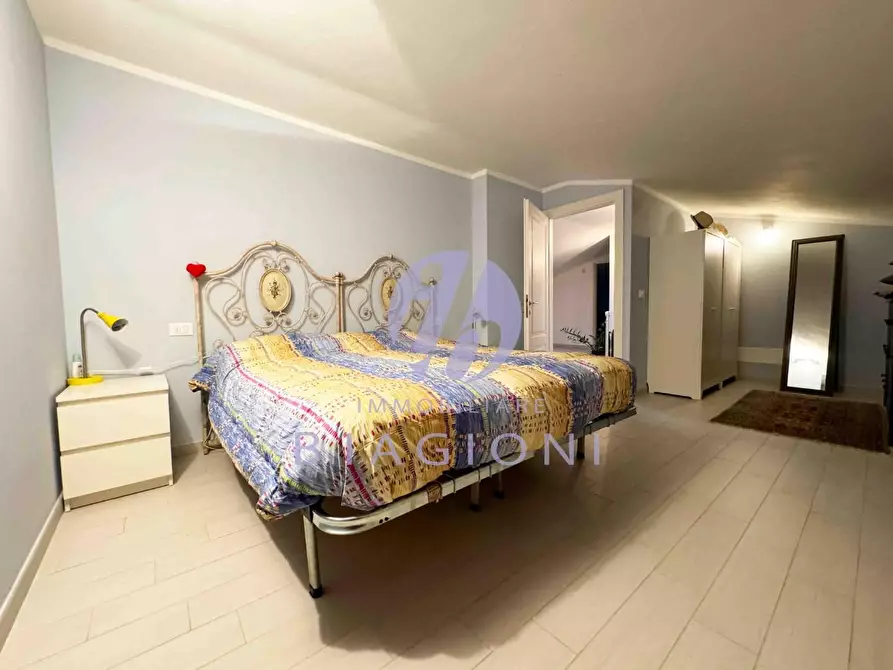 Immagine 35 di Casa trifamiliare in vendita  a Pietrasanta