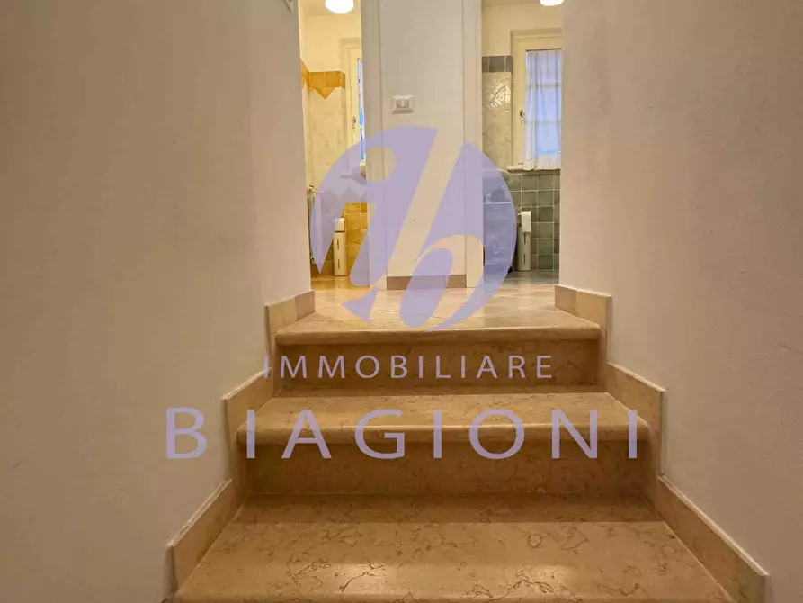 Immagine 33 di Casa trifamiliare in vendita  a Pietrasanta