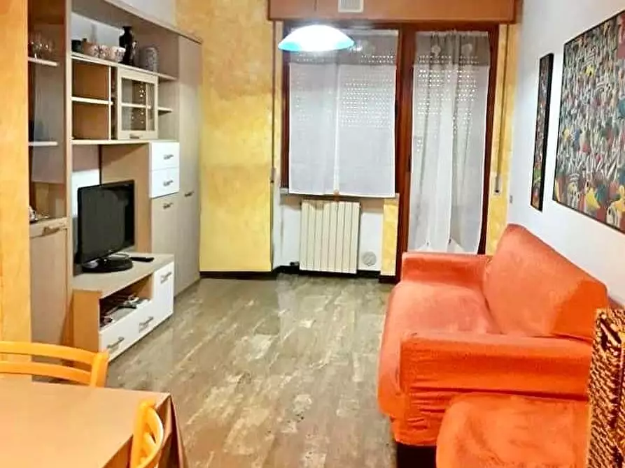 Immagine 5 di Appartamento in vendita  a Massa