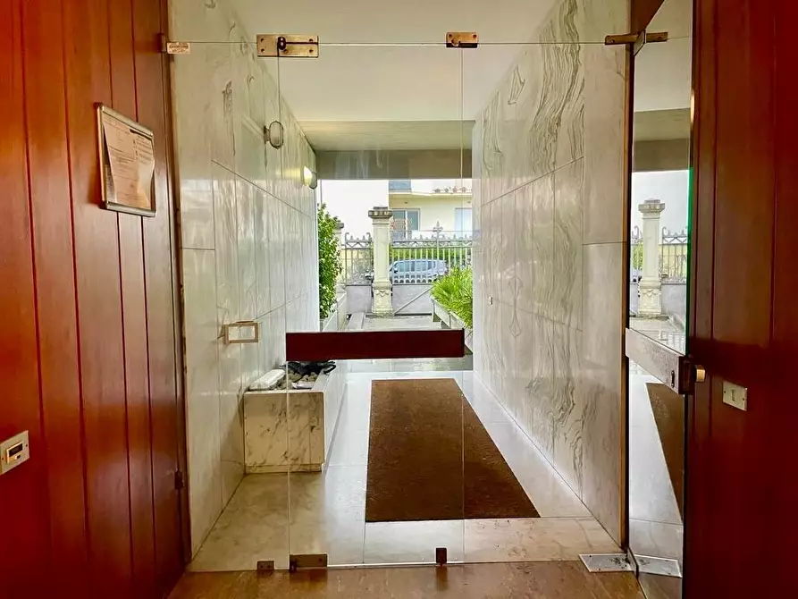 Immagine 12 di Appartamento in vendita  a Massa