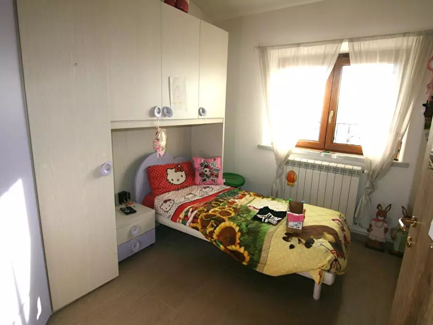 Immagine 9 di Casa indipendente in vendita  a Carrara