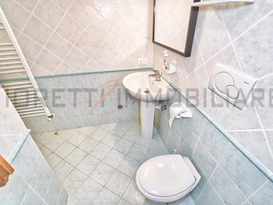 Immagine 29 di Appartamento in vendita  a Campiglia Marittima