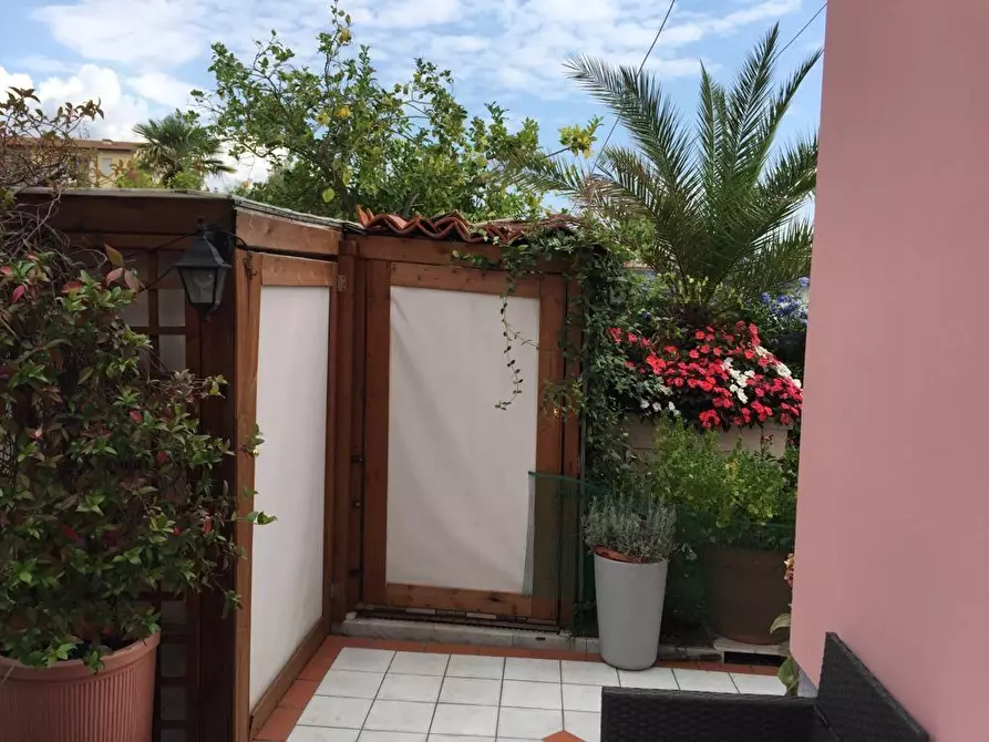Immagine 6 di Casa semindipendente in vendita  a Carrara